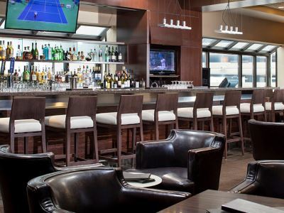 Delta Airport In-terminal Hotel Calgary